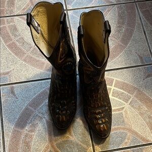 Brown Faux Crocodile Pattern Cowboy Boots